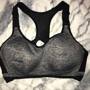 VS sports bra. Like new